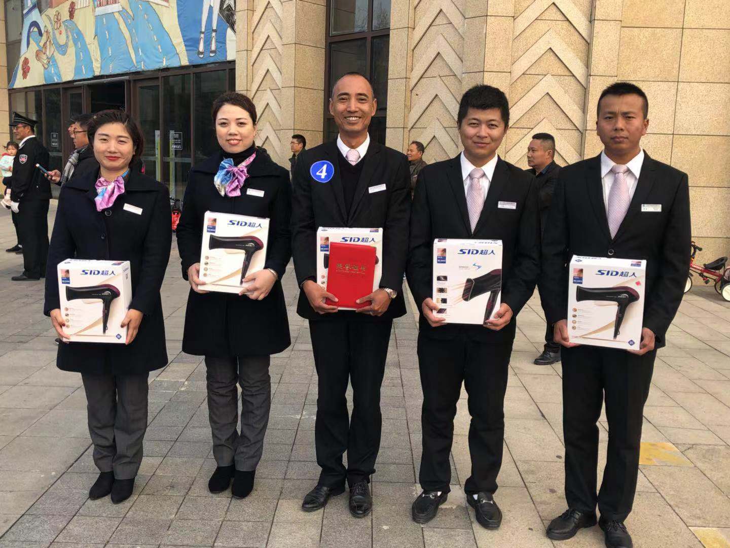 报道.jpg
